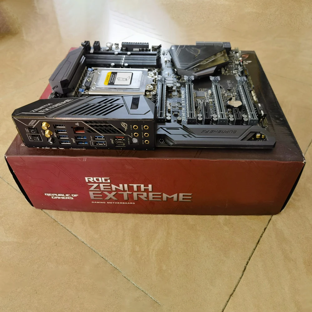 With Box ROG ZENITH EXTREME For ASUS X399 SocketTR4 DDR4 USB3.1 M.2 U.2 EATX GAMING Motherboard Works Perfectly Fast Ship - Image 4