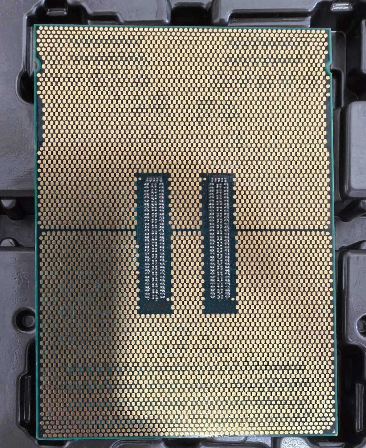 Used Atom W5-2445 3.10 GHz CPU New Condition Desktop Processor Brand - Image 3