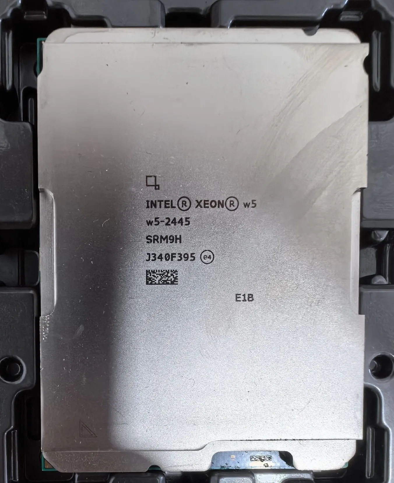 Used Atom W5-2445 3.10 GHz CPU New Condition Desktop Processor Brand - Image 4